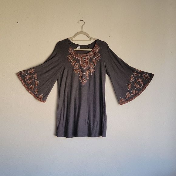 Mollorello round neck embroidered blause size Small color gray and orange - Picture 2 of 13